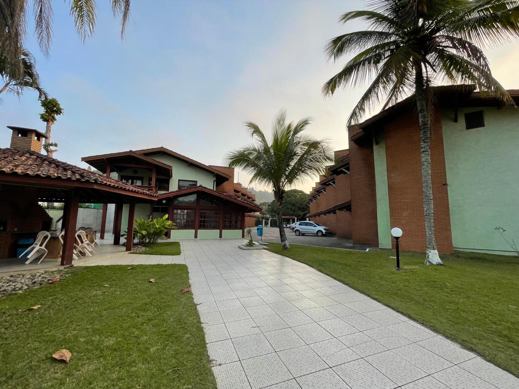 Pe Na Areia Na Praia Das Toninhas - Villagio 24 Porto Feliz Ubatuba Kültér fotó